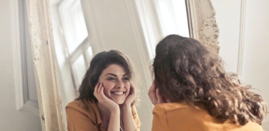 Characteristics & Secrets of an Optimistic Person optimism